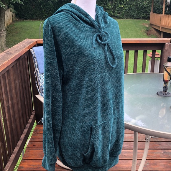 Cozy Soft Chenille Knit Kangaroo Pocket Hoodie! - Picture 10 of 16